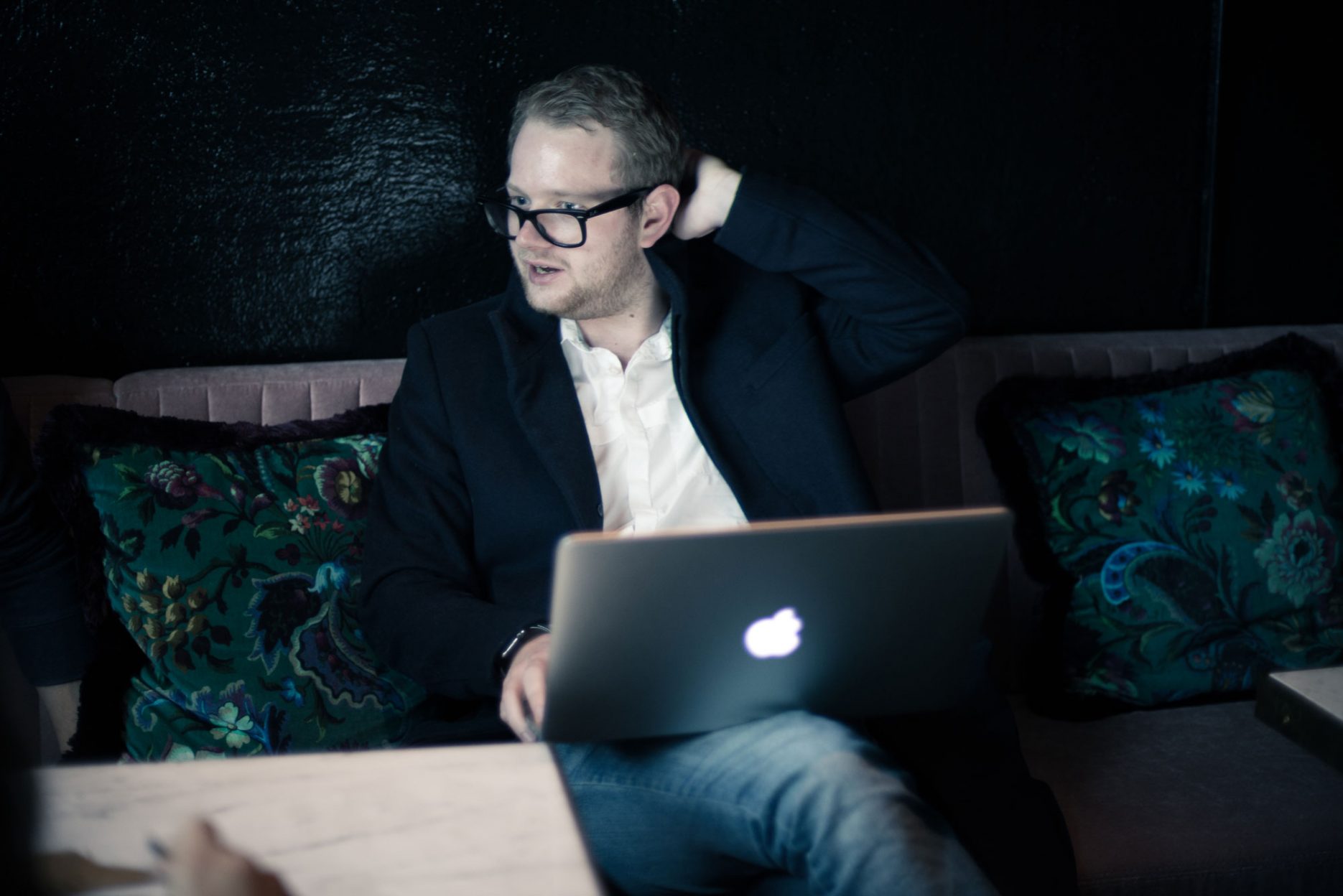 Pierre Orsander i ett planeringsmöte