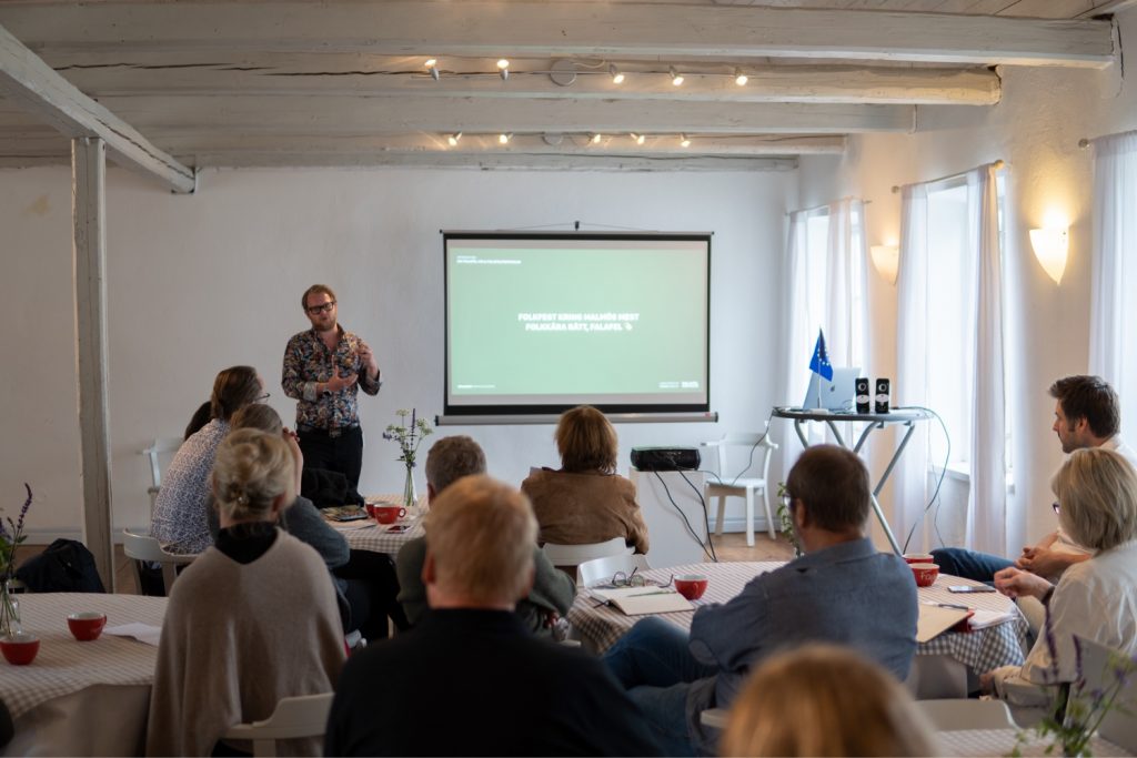 Pierre Orsander håller föreläsning på Gastrolution of Skåne